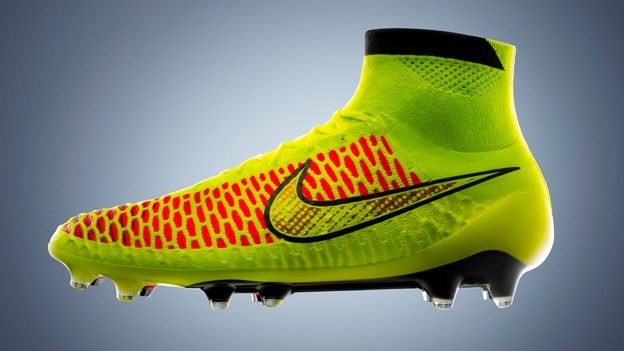 UEFA Champions League, Barcelona, Andres Iniesta, Nike Magista boots